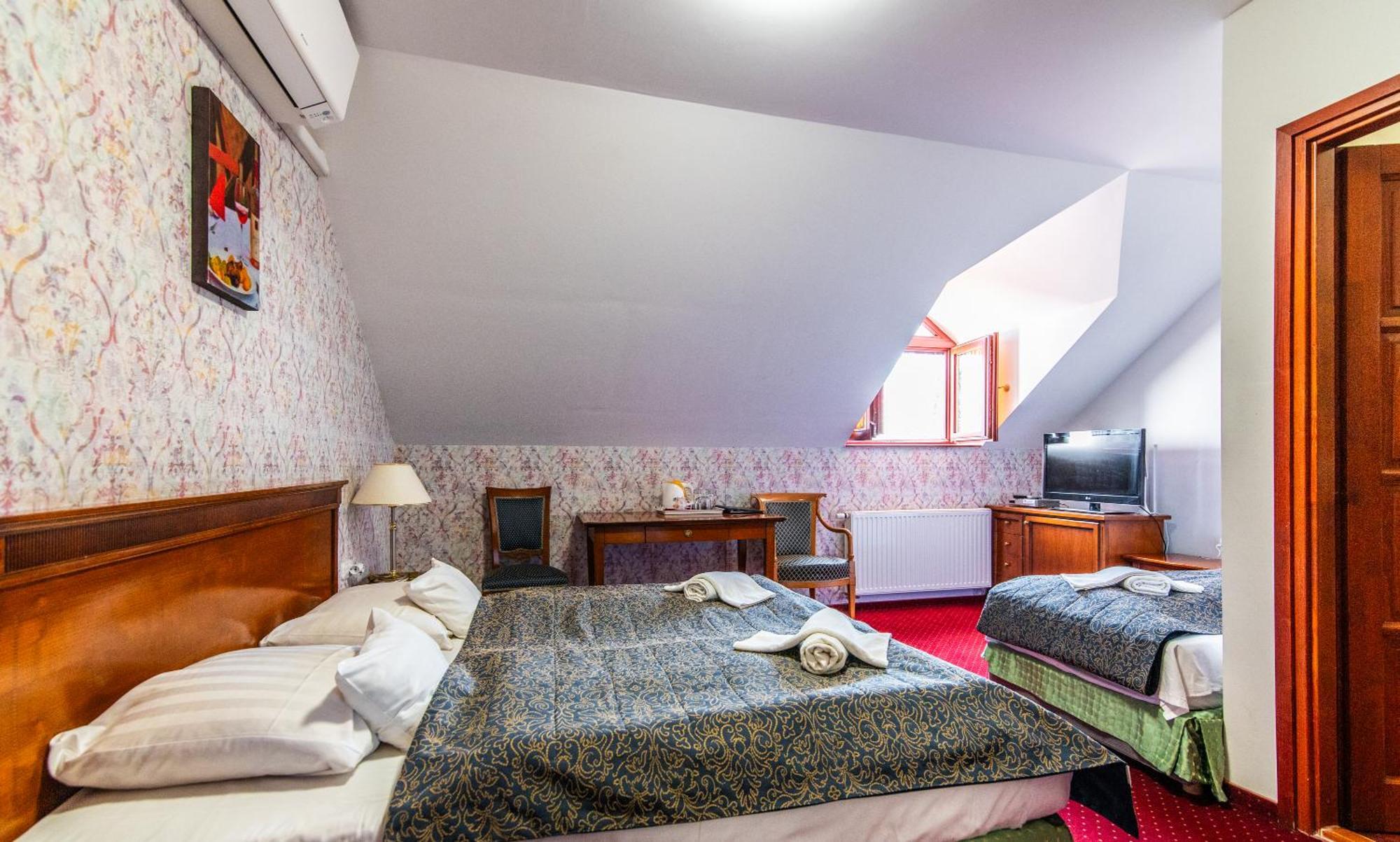 Borhotel Sziluett Farkasmaly Gyöngyös Exteriér fotografie