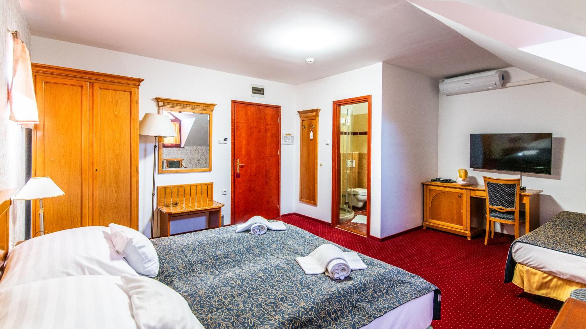Borhotel Sziluett Farkasmaly Gyöngyös Exteriér fotografie