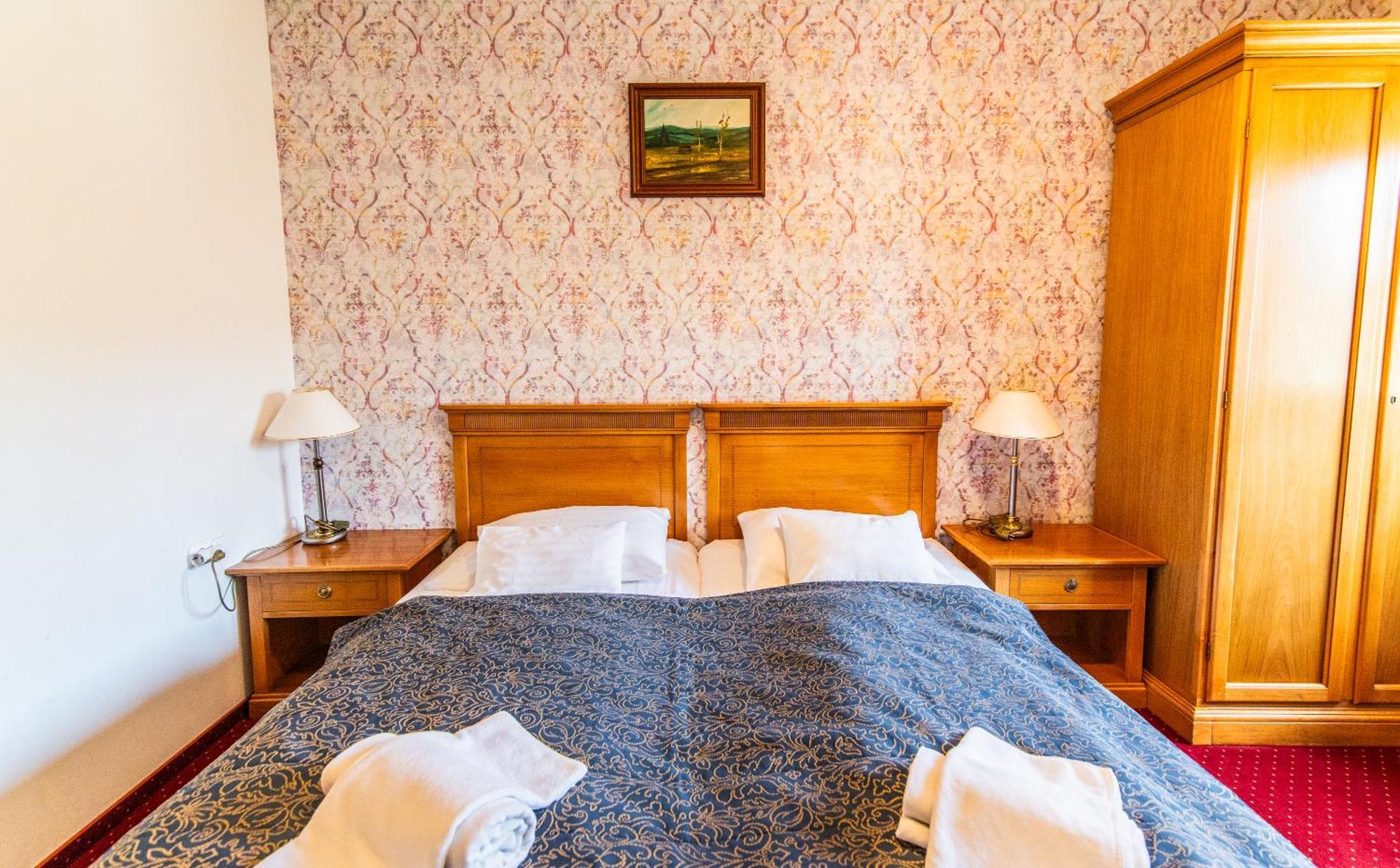 Borhotel Sziluett Farkasmaly Gyöngyös Exteriér fotografie