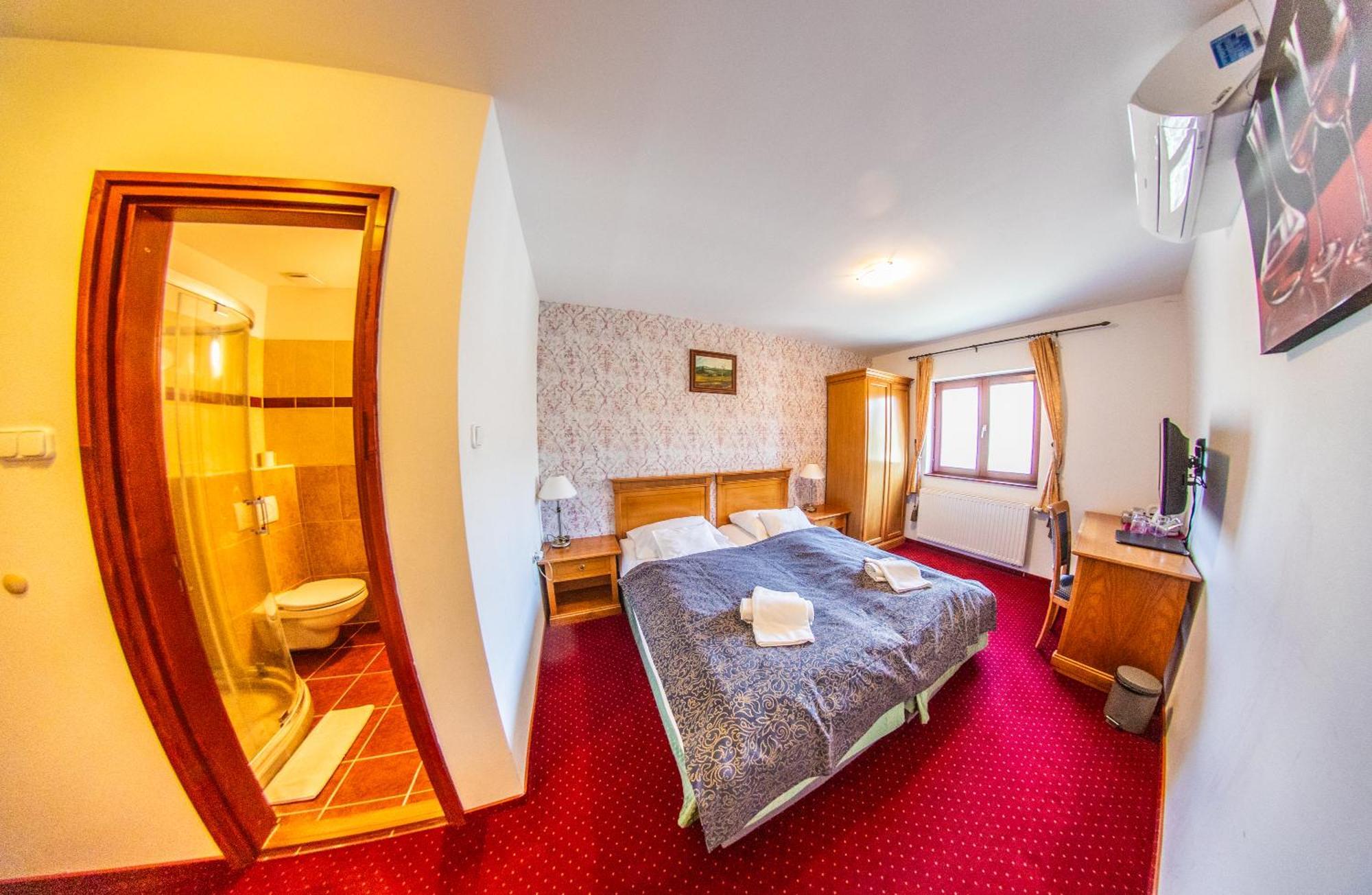 Borhotel Sziluett Farkasmaly Gyöngyös Exteriér fotografie